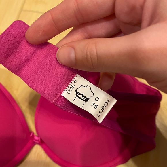 Simple pink bra RARE - Picture 6 of 8